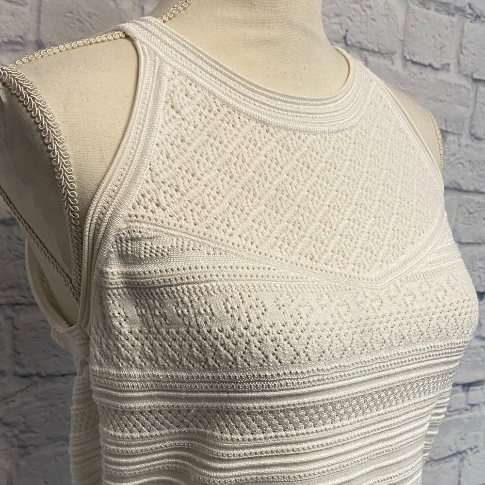 White House Black Market Textured White Knit Tank Top Size M - Picture 5 of 9